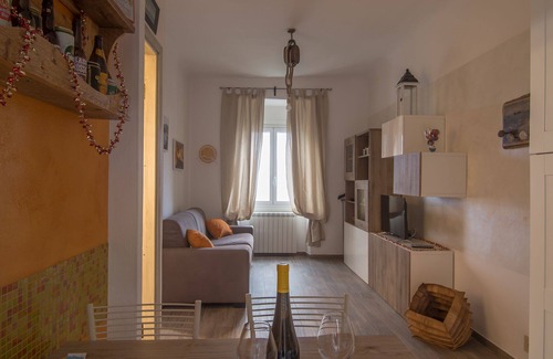 La Spezia Apartment | A cà da Susi IT011015C2A278A658 four steps from the city center and the 5Terre