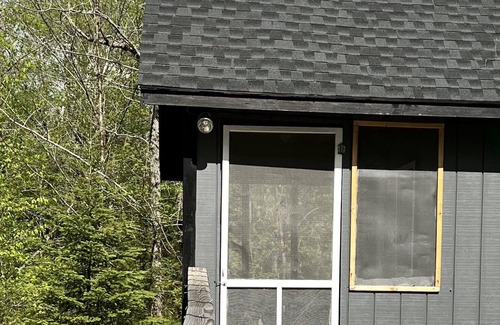 Shirley Mills Cabin | A cabin in the woods like no other!
