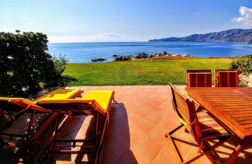 San Stefano House | A casa di Paola, a few steps from the sea
