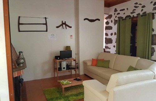 Lomba Apartment | A Casa do Jesus AL