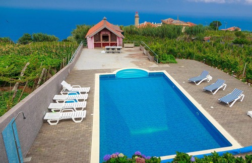 Sao Jorge Villa | A Casa do Lagar In a peaceful and solitary area with a pleasant climate all year