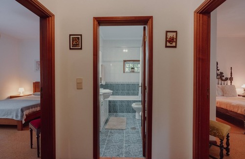 Baiao House | A Casa do Pereira