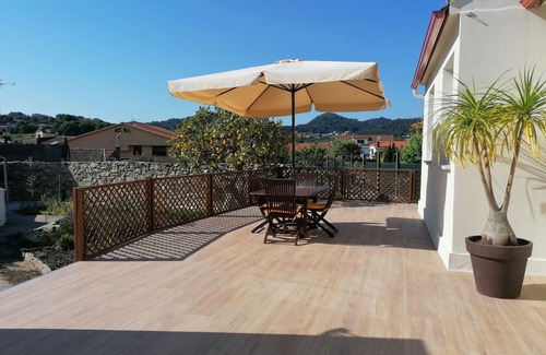 Cangas House | A casa dos retales. VUT-PO-005873