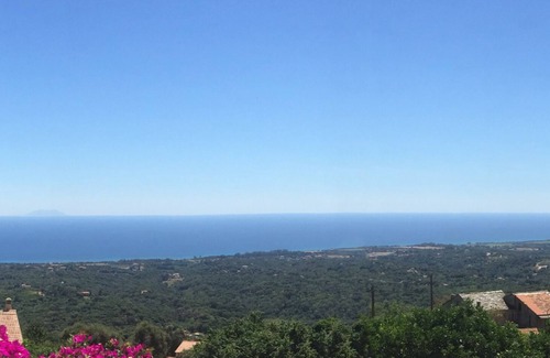 Valle-de-Campoloro Bed & Breakfast | A Caserella - Bed and Breakfast "Lavande" Village house with sea view at 300 m altitude