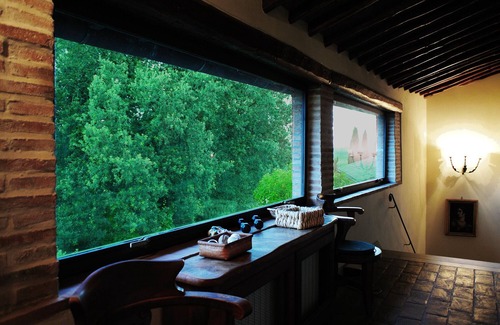 San Casciano in Val di Pesa Villa | A Charming Country House in the Tuscan Chianti with pool and gardens