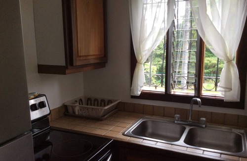Arenal House | A charming house surrounded by beautiful nature. Cosy, WiFi & fully equipped.