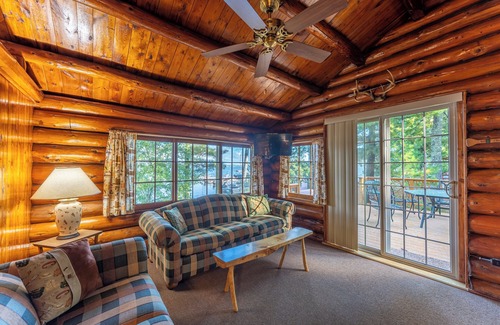 Orr Cabin | A Charming Lakefront Retreat with Resort Comfort