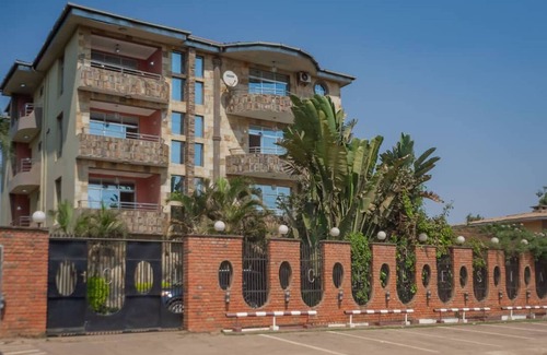 Lubumbashi House | A Charming Retreat and Free Breakfast