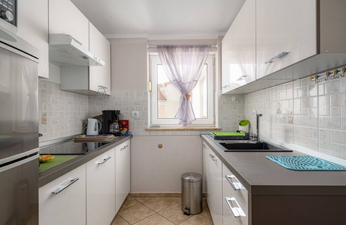 Monterol Apartment | A charming studio apartment near the beach