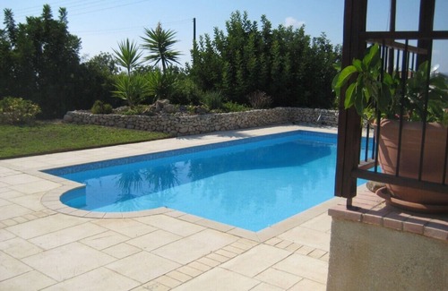 Tala Villa | A charming villa set in beautiful gardens with sea & mountain views