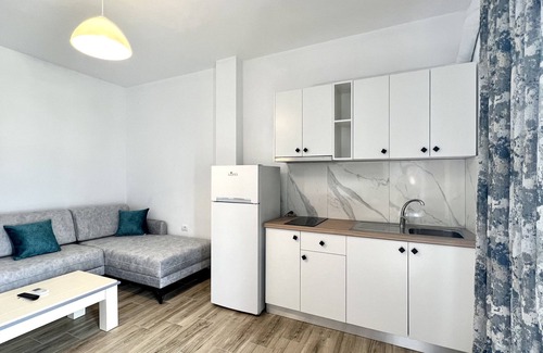 Ksamil Apartment | A comfortable home-away-from-home experience, close to everything.