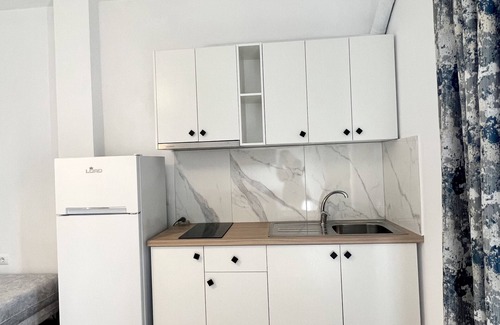 Ksamil Apartment | A comfortable home-away-from-home experience, close to everything.