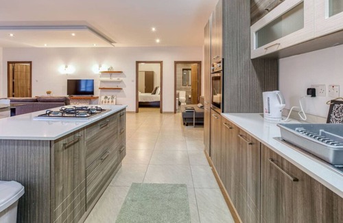 Kalkara Apartment | A comfy 2BR home with Balcony Views in Kalkara