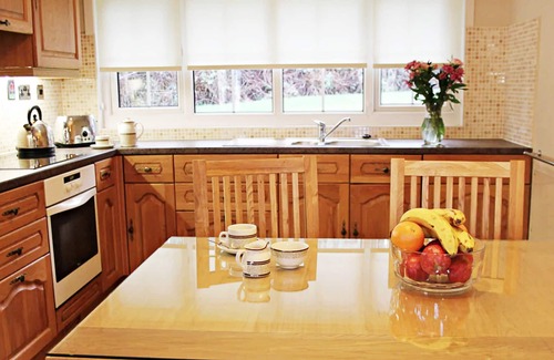 Cwrt House | A Condo Resort Overlooking River Dyfi