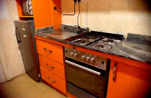 Ibadan House | A Cosy 5 bedroom, 2 living-room 2 kitchen and 6 bathroom available for short let