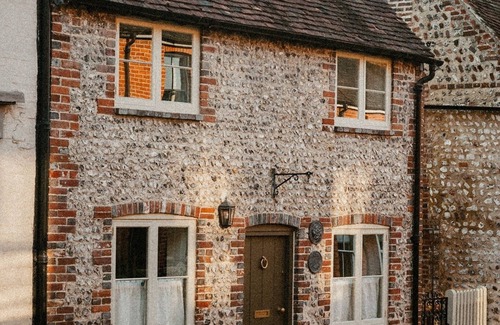 Alfriston Cottage | A cosy period cottage set in the heart of one of England's most beautiful villages, Alfriston.