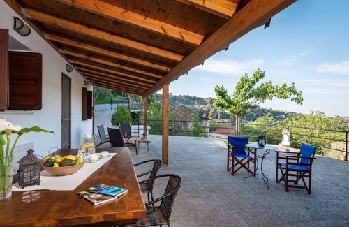 Lakkoi Cottage | A cottage perfect for quiet vacation, inside the nature and close to Samaria.