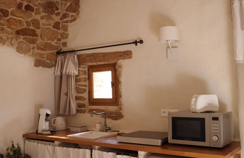 Bizanet Cottage | A cottage SENTEURS DE GARRIGUE offers peace and quiet in a corner of nature