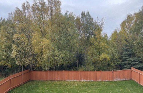 Bayshore - Klatt House | A cozy 4 bedroom with 2.5 Bath in S. Anchorage with walking and jogging trail.