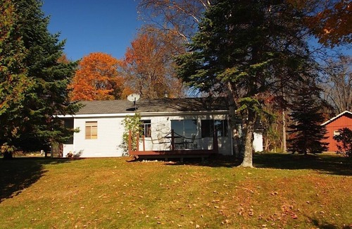 Moran Cottage | A Cozy Cottage On Brevort Lake- A Place Where You'll "Want To Be"