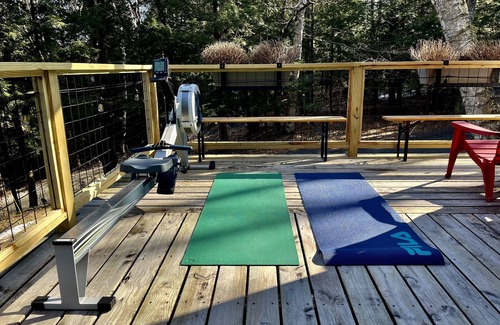 Stowe Area Ski Chalet | A cozy family retreat perfectly located between Stowe Village & Trapp’s Lodge
