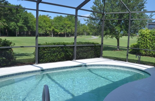 Masters Reserve House | A cozy hideaway home with pool and barbecue, overlooking the golf course