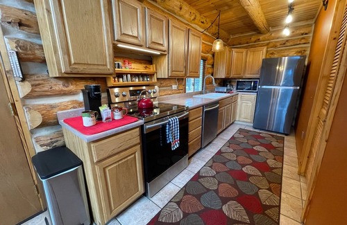 Hartsel Cabin | A cozy log cabin in the Rockies! Close to Buena Vista or daytrip to Breckenridge