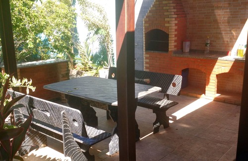 Rio das Ostras House | A cozy place to rest and relax to the sound of birdsong