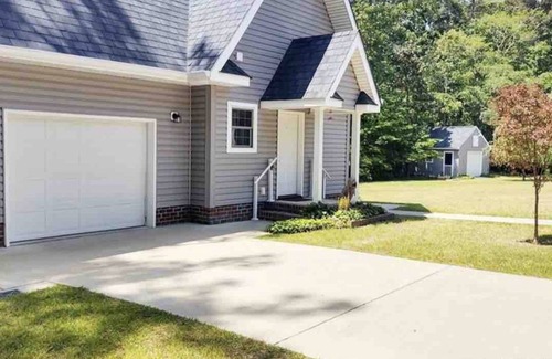 Fayetteville House | A Cute Home for your own desires