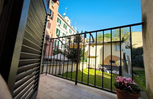 Pigneto Apartment | A delightful Chalet in the city