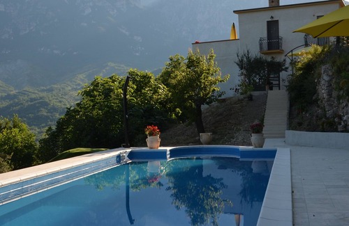 Palombaro Villa | A detached holiday hideaway for 2 with private 12m x 4m pool & stunning views.