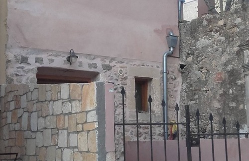 Listaros Cottage | A Family Friendly Property for Nature & History Lovers.