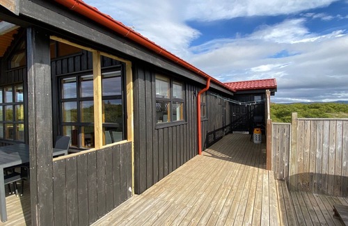 Borgarnes House | A fantastic location with a great mountain view