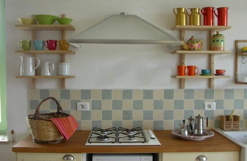 Tuscania House | A farm house, situated on a hillock of the Maremma in the Latium