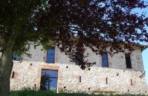 Labastide-Saint-Georges Cottage | A former coach inn in the XVII, in the heart of the country cocaine