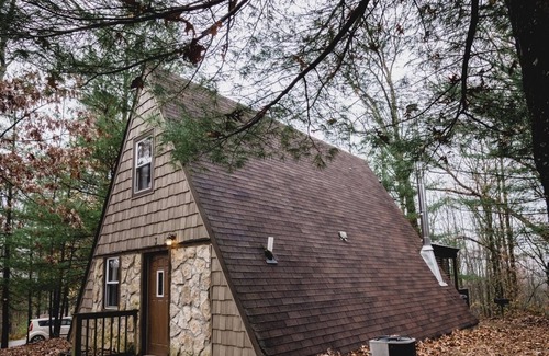 Logan Cabin | A-Frame #07 - Hosted by The Chalets