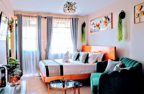 Nairobi Apartment | A Garden themed 1-bedroom apartment in Nairobi with WiFi, gym and swimming pool