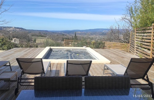 Bonnieux Condo | A getaway in the Luberon