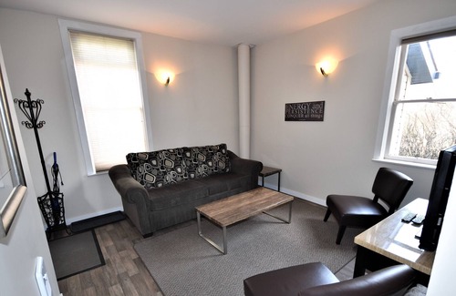 Vernon Apartment | A Ground Level, 1 Bed/1 Bath Suite Situated in the Historical Carew House