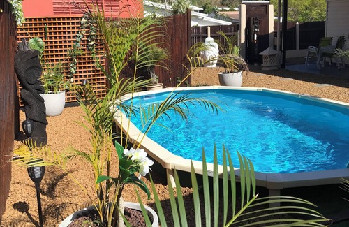 Noumea Villa | A haven of peace in Nouméa! Charming F5 villa with swimming pool and enclosed garden.