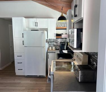 The Bluff Ski Chalet | A Haven of Peace on Parlee Beach