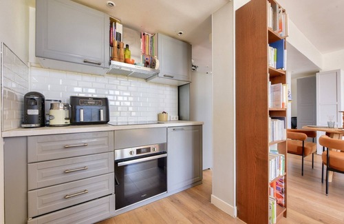 Neuilly-sur-Seine Apartment | A Hidden Gem on the Rooftops of Neuilly