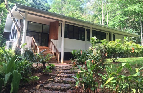 Mae On House | A hidden gem on the mountain home 50 minutes from Chiangmai Airport