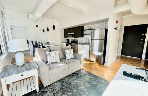 Old Market Apartment | A historic 1,000 square foot loft in the heart of the Old Market with Howard Street view