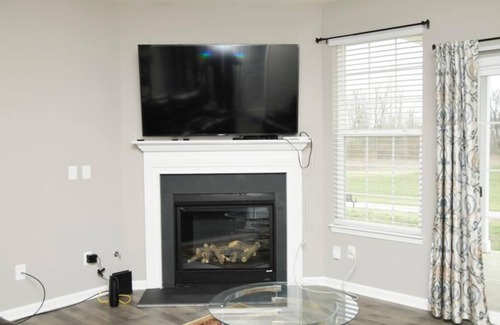 Plainfield House | A home away from home; Close to it all 🏡