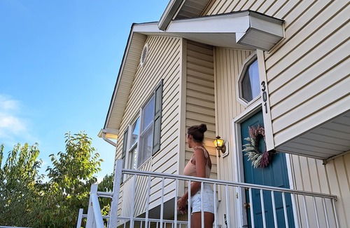 Stephens City House | A "home away from home" for any family size in the beautiful Shenandoah Valley!