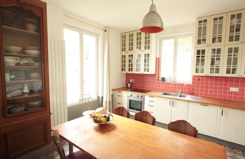 Boulancourt House | a house in the countryside with pool, near the golf d'Augerville