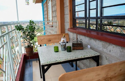 Nyeri Apartment | A+I Skyview- Rustic Chic Escape x4n