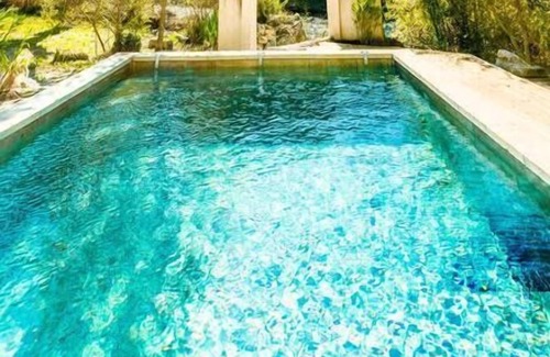 L'Isle-sur-la-Sorgue House | A jewel at the river's edge