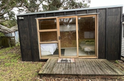 Whangateau House | A Kiwi Classic - beautiful bach in Whangateau